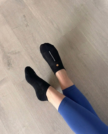 Meias compridas antiderrapantes para ioga e pilates